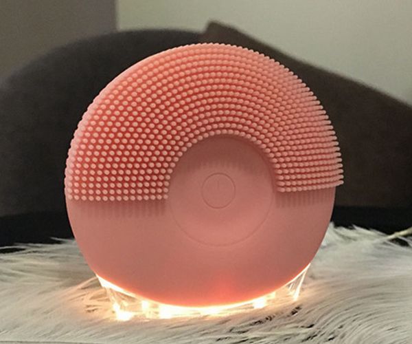 电动硅胶洁面仪，声波脸部按摩仪-硅胶刷